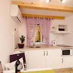 Lavender Garden דירה