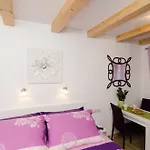 Lavender Garden דירה