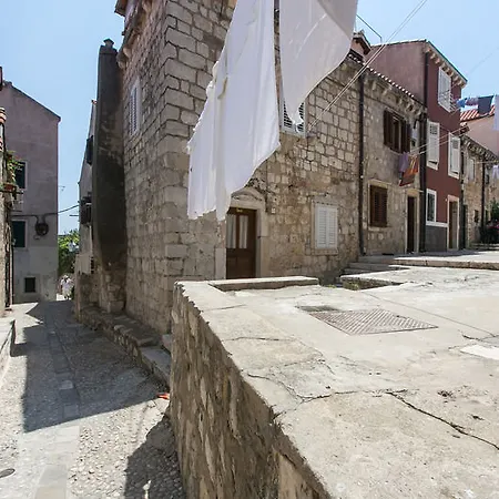 라벤더 가든 아파트먼트