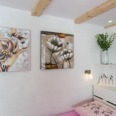 라벤더 가든 아파트먼트 두브로브니크