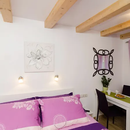 Lavender Garden Apartment