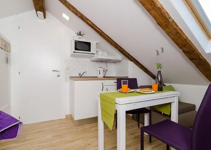 라벤더 가든 아파트먼트 아파트