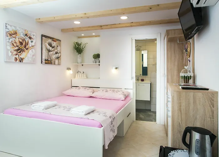 Διαμέρισμα Lavender Garden