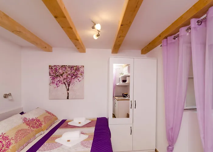 Lavender Garden * Ντουμπρόβνικ