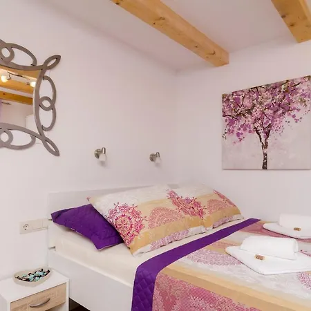 Lavender Garden Ragusa